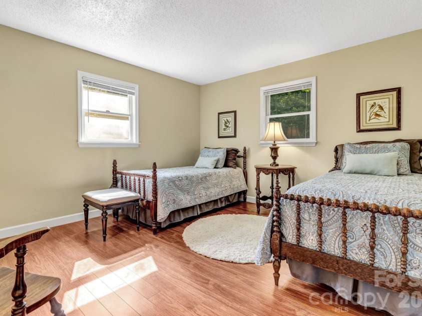 238 Park Lane, Hendersonville, NC 28791.  MLS# CAR4359768, YatesRealty ID 12301. 