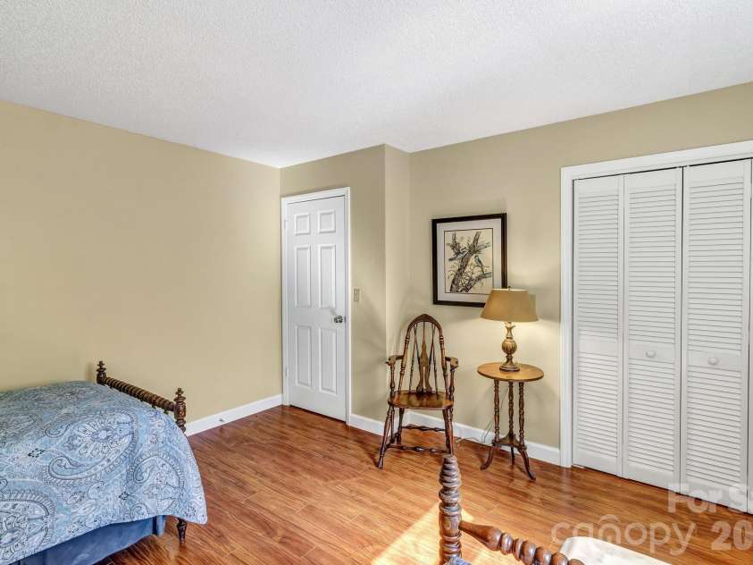 238 Park Lane, Hendersonville, NC 28791.  MLS# CAR4359768, YatesRealty ID 12301. 