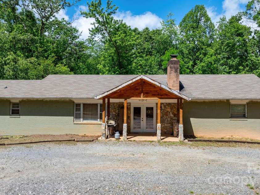 4022 Confidence Church Road, Lenoir, NC 28645.  MLS# CAR4256320, YatesRealty ID 12301. 
