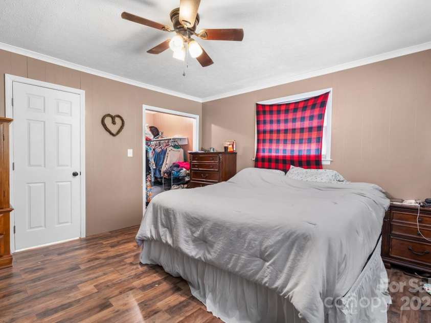 4022 Confidence Church Road, Lenoir, NC 28645.  MLS# CAR4256320, YatesRealty ID 12301. 