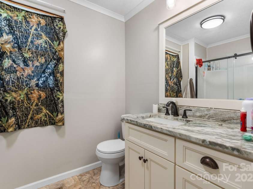 4022 Confidence Church Road, Lenoir, NC 28645.  MLS# CAR4256320, YatesRealty ID 12301. 