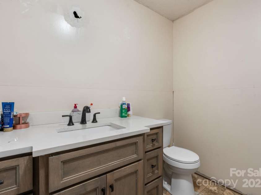 4022 Confidence Church Road, Lenoir, NC 28645.  MLS# CAR4256320, YatesRealty ID 12301. 