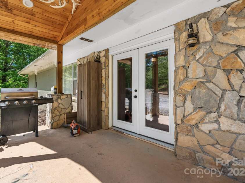 4022 Confidence Church Road, Lenoir, NC 28645.  MLS# CAR4256320, YatesRealty ID 12301. 