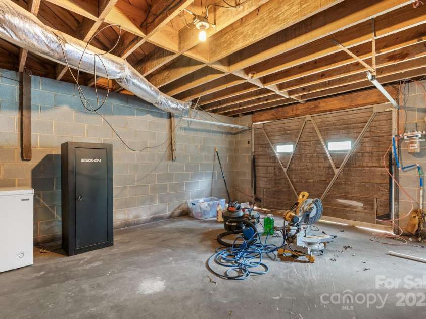 4022 Confidence Church Road, Lenoir, NC 28645.  MLS# CAR4256320, YatesRealty ID 12301. 