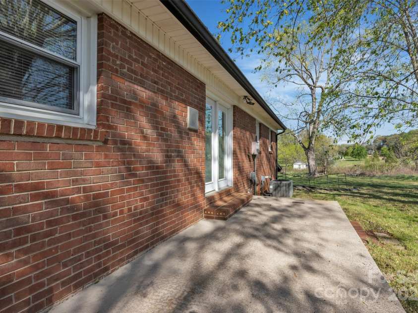 70 Liberty Church Road, Taylorsville, NC 28681.  MLS# CAR4243965, YatesRealty ID 12302. 