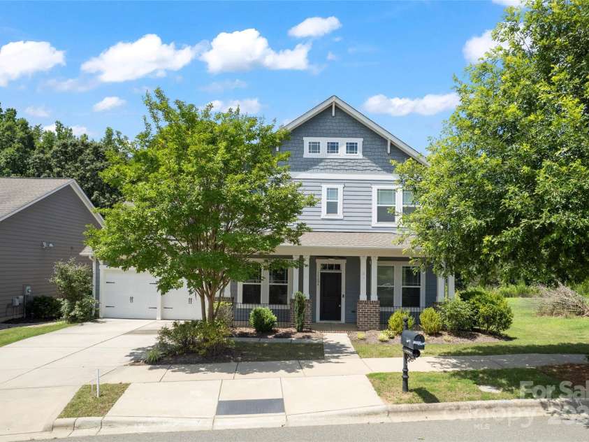 11604 Bradford Park Drive, Davidson, NC 28036.  MLS# CAR4222363, YatesRealty ID 12303. 