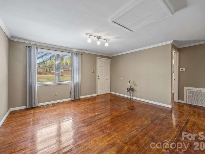 425 Robinson Road, Salisbury, NC 28144.  MLS# CAR4367799, YatesRealty ID 12303. 