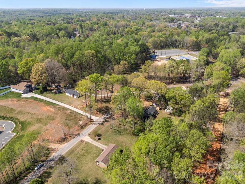 425 Robinson Road, Salisbury, NC 28144.  MLS# CAR4367799, YatesRealty ID 12303. 