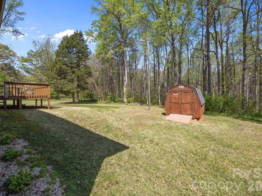 425 Robinson Road, Salisbury, NC 28144.  MLS# CAR4367799, YatesRealty ID 12303. 