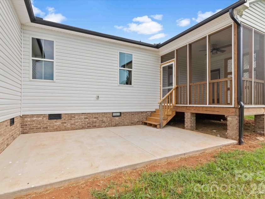 113 Cheval Trail, Cleveland, NC 27013.  MLS# CAR4296024, YatesRealty ID 12304. 