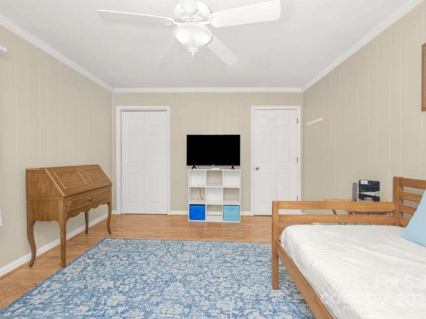 195 Old Farm Lane, Mocksville, NC 27028.  MLS# CAR4249878, YatesRealty ID 12304. 