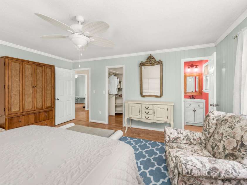 195 Old Farm Lane, Mocksville, NC 27028.  MLS# CAR4249878, YatesRealty ID 12304. 