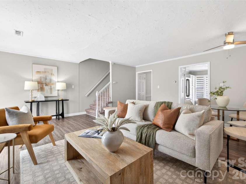 311 Silverleaf Circle, Kannapolis, NC 28083.  MLS# CAR4366595, YatesRealty ID 12305. 