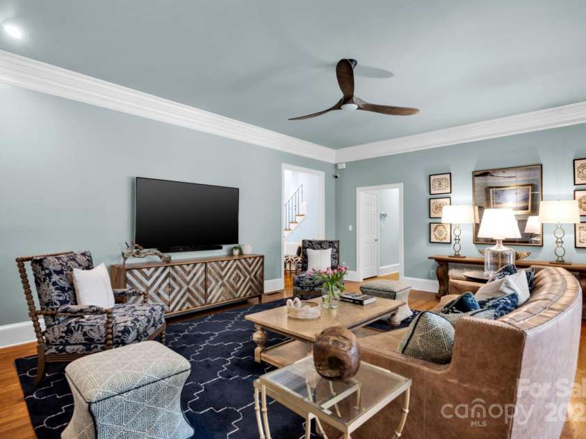 8305 Bar Harbor Lane, Charlotte, NC 28210.  MLS# CAR4253979, YatesRealty ID 12305. 