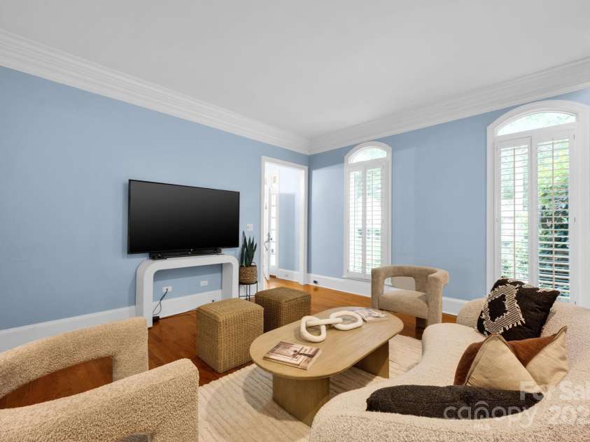 8305 Bar Harbor Lane, Charlotte, NC 28210.  MLS# CAR4253979, YatesRealty ID 12305. 