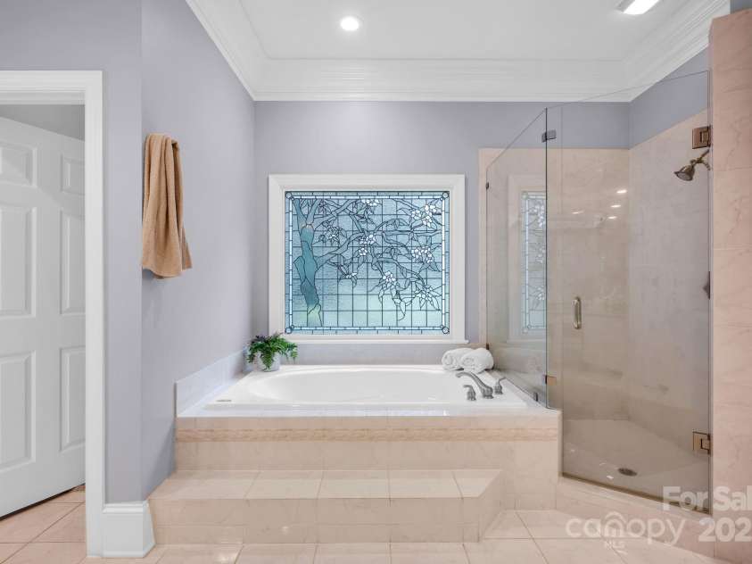 8305 Bar Harbor Lane, Charlotte, NC 28210.  MLS# CAR4253979, YatesRealty ID 12305. 