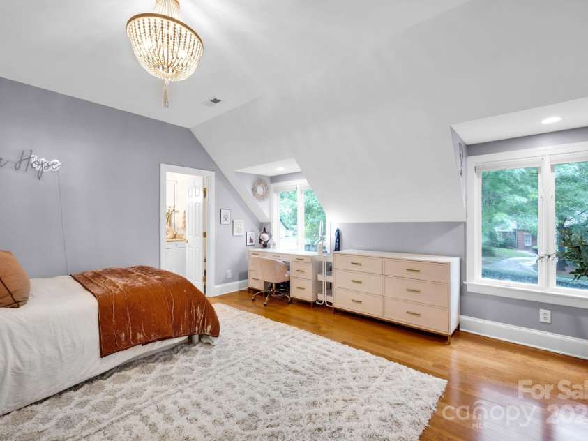 8305 Bar Harbor Lane, Charlotte, NC 28210.  MLS# CAR4253979, YatesRealty ID 12305. 