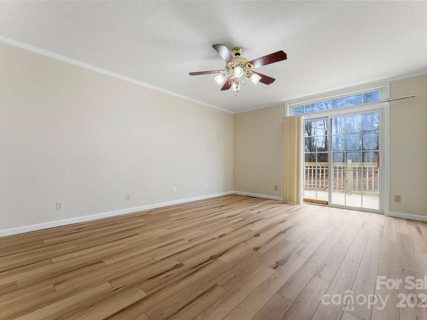 226 Dogwood Lane, Hendersonville, NC 28792.  MLS# CAR4240101, YatesRealty ID 12306. Living Area