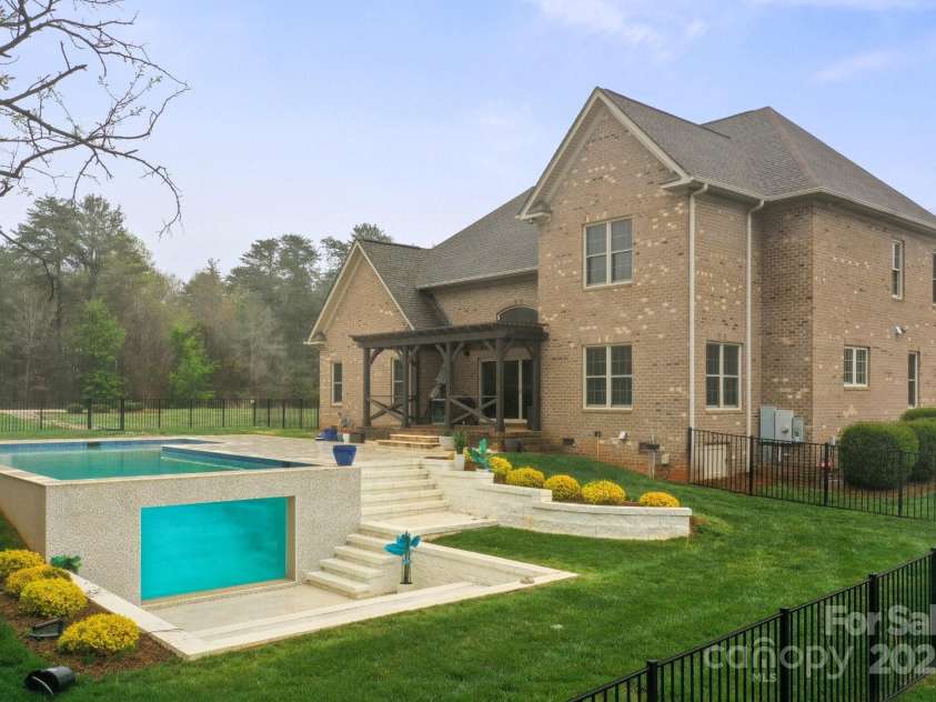1012 Harper Lee Drive, Newton, NC 28658.  MLS# CAR4243181, YatesRealty ID 12307. 