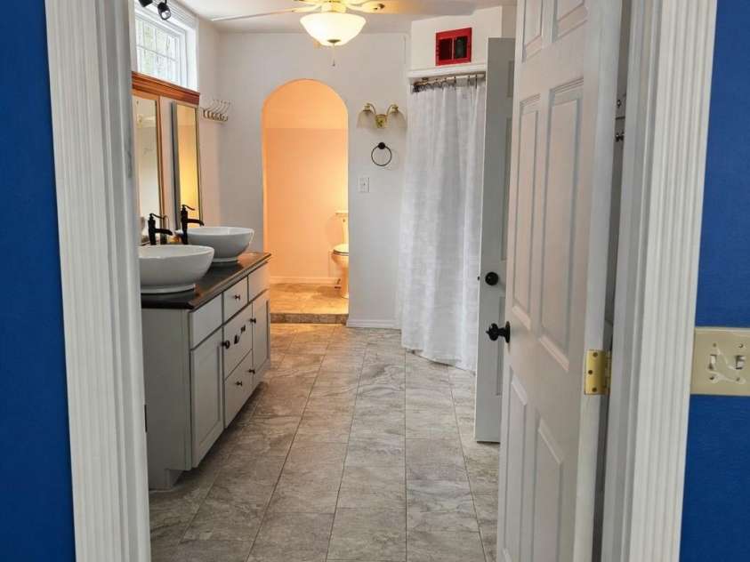 34 Landfair Lane, Hendersonville, NC 28792.  MLS# CAR4368004, YatesRealty ID 12308. 