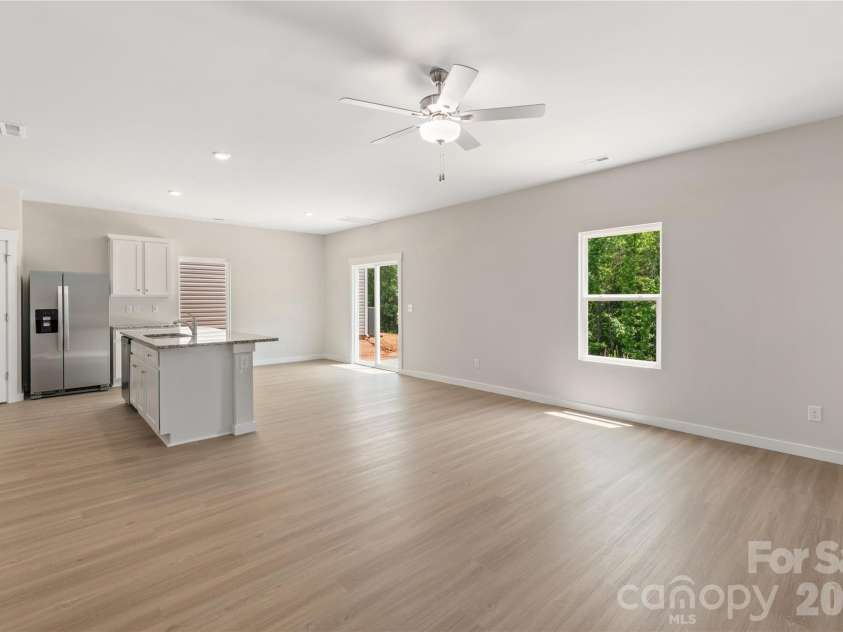 3416 Robindale Drive, Winston Salem, NC 27107.  MLS# CAR4360016, YatesRealty ID 12309. 