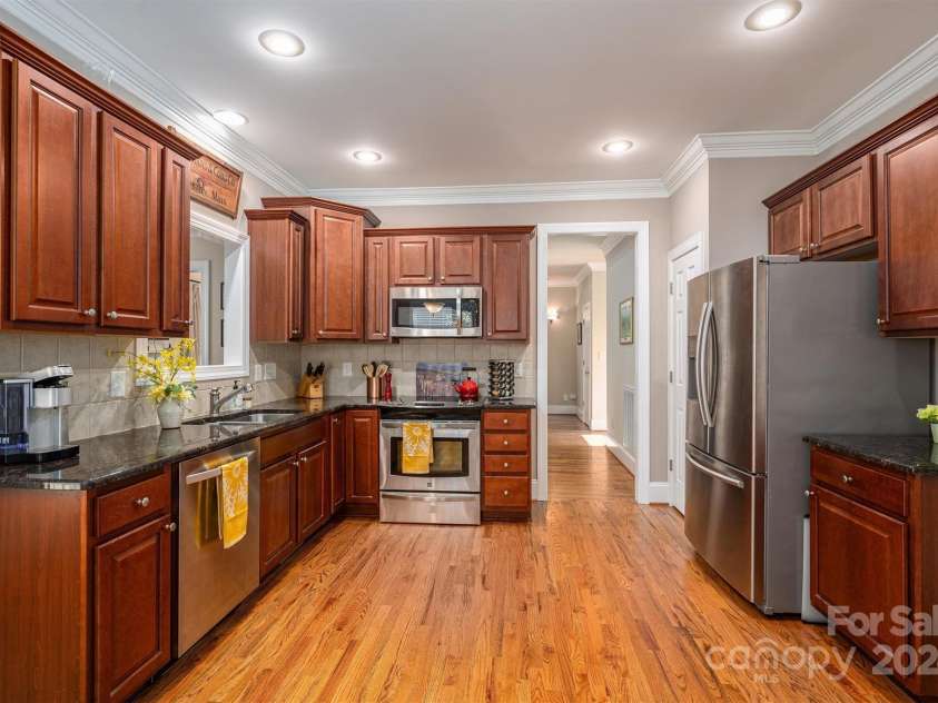 4006 St. Andrews Court, Cramerton, NC 28032.  MLS# CAR4190866, YatesRealty ID 1231. 