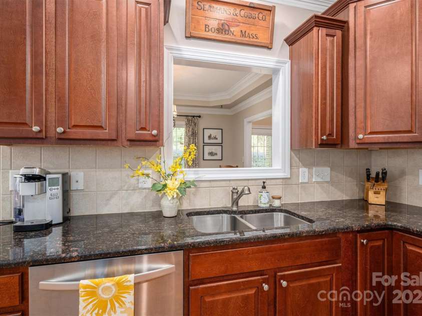 4006 St. Andrews Court, Cramerton, NC 28032.  MLS# CAR4190866, YatesRealty ID 1231. 