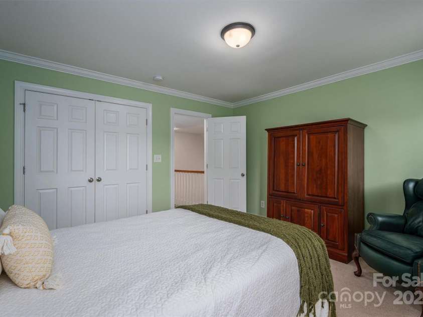 4006 St. Andrews Court, Cramerton, NC 28032.  MLS# CAR4190866, YatesRealty ID 1231. 