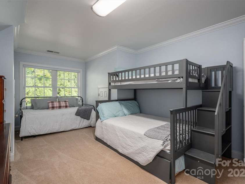 4006 St. Andrews Court, Cramerton, NC 28032.  MLS# CAR4190866, YatesRealty ID 1231. 