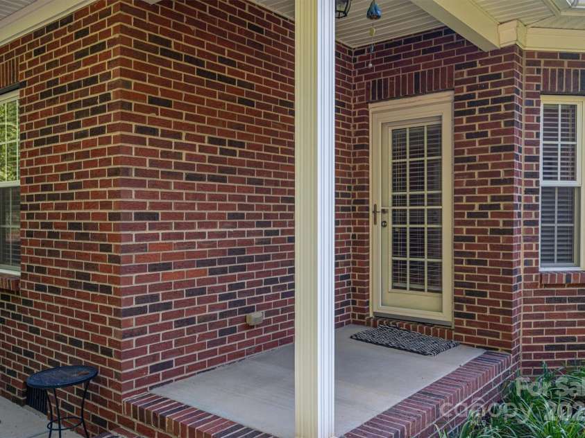 4006 St. Andrews Court, Cramerton, NC 28032.  MLS# CAR4190866, YatesRealty ID 1231. 