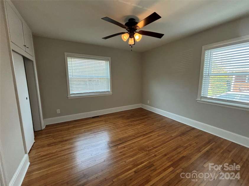 3427 Eastway Drive, Charlotte, NC 28205.  MLS# CAR4199216, YatesRealty ID 12310. Bedroom #1