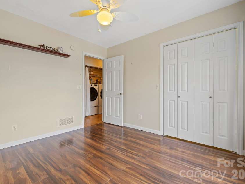 372 Kingfisher Lane, Mills River, NC 28759.  MLS# CAR4310639, YatesRealty ID 12310. 