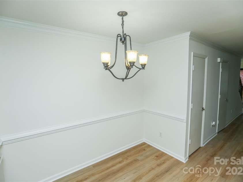 2332 Kenmore Avenue, Charlotte, NC 28204.  MLS# CAR4248912, YatesRealty ID 12311. 
