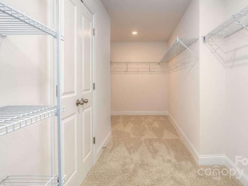 546 Fox Cove Road, Hendersonville, NC 28792.  MLS# CAR4200624, YatesRealty ID 12313. Walk-in closet