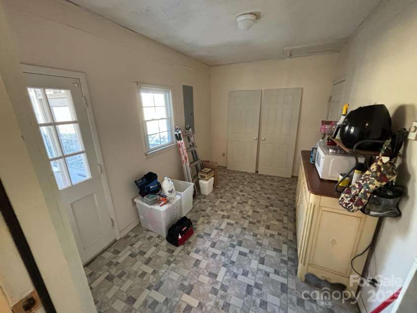 141 Cherokee Way, Marion, NC 28752.  MLS# CAR4199909, YatesRealty ID 12315. Mudroom