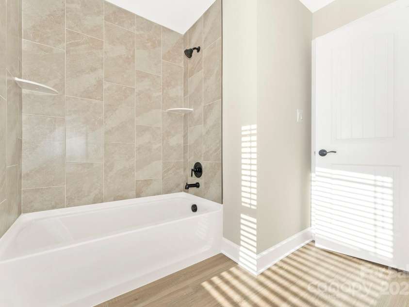 3447 Robindale Drive, Winston Salem, NC 27107.  MLS# CAR4295140, YatesRealty ID 12316. 