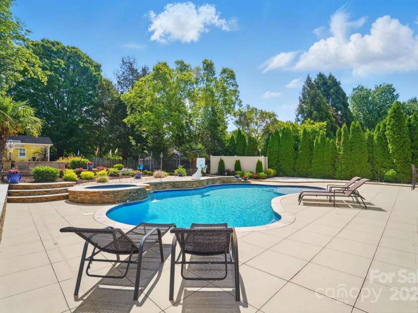 10223 Willingham Road, Huntersville, NC 28078.  MLS# CAR4253003, YatesRealty ID 12317. 