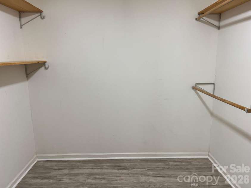 120 Oakley Drive, Gastonia, NC 28052.  MLS# CAR4317380, YatesRealty ID 12318. Massive walk-in closet in the primary bedroom 