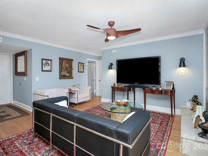 10963 Harrowfield Road, Charlotte, NC 28226.  MLS# CAR4237024, YatesRealty ID 12320. 