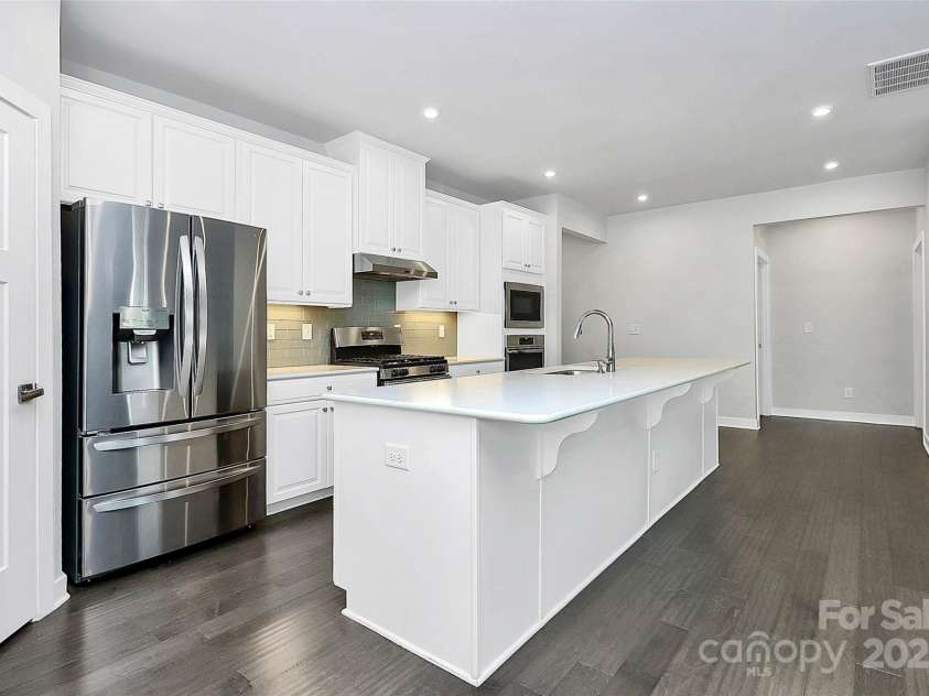 8243 Bretton Woods Drive, Charlotte, NC 28227.  MLS# CAR4213507, YatesRealty ID 12321. 