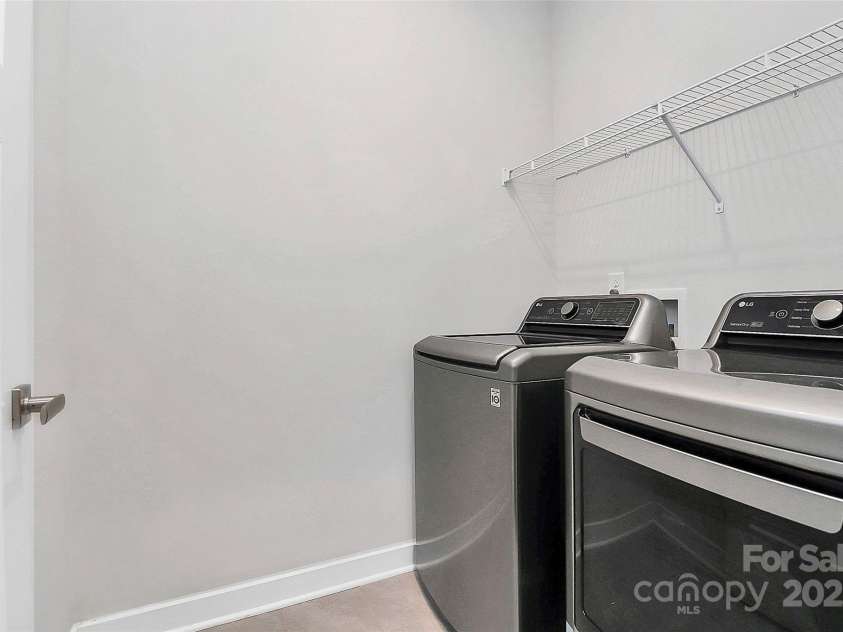 8243 Bretton Woods Drive, Charlotte, NC 28227.  MLS# CAR4213507, YatesRealty ID 12321. 