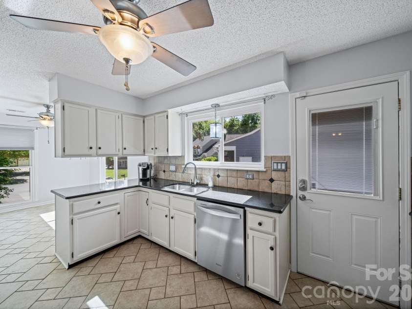 9811 Dusty Cedar Court, Charlotte, NC 28269.  MLS# CAR4368771, YatesRealty ID 12321. 