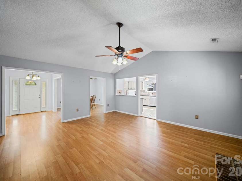 9811 Dusty Cedar Court, Charlotte, NC 28269.  MLS# CAR4368771, YatesRealty ID 12321. 