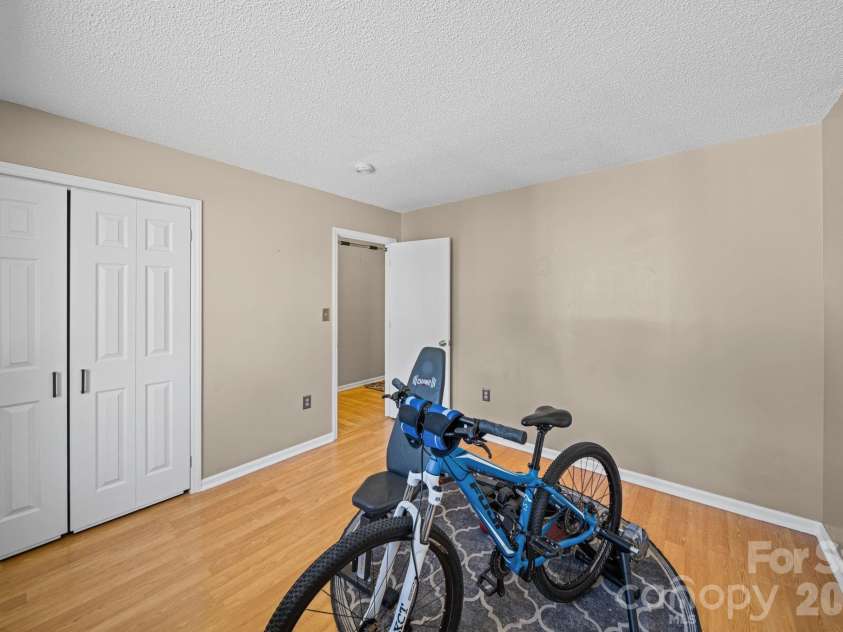 9811 Dusty Cedar Court, Charlotte, NC 28269.  MLS# CAR4368771, YatesRealty ID 12321. 