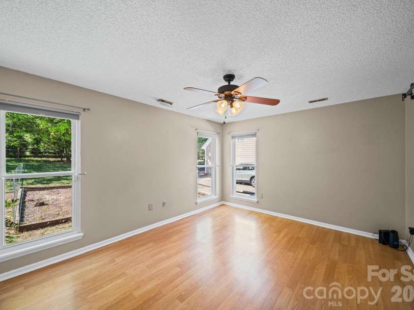 9811 Dusty Cedar Court, Charlotte, NC 28269.  MLS# CAR4368771, YatesRealty ID 12321. 