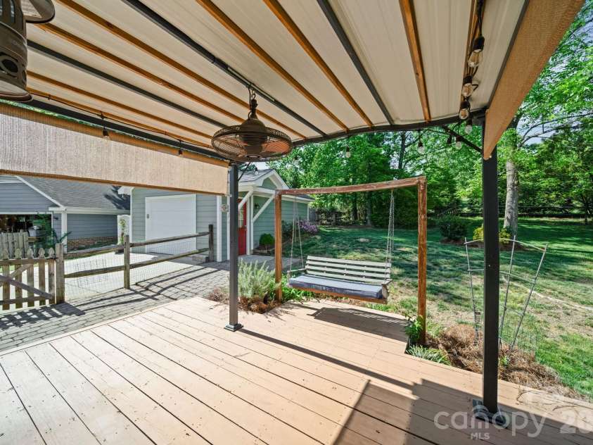 9811 Dusty Cedar Court, Charlotte, NC 28269.  MLS# CAR4368771, YatesRealty ID 12321. Back Deck