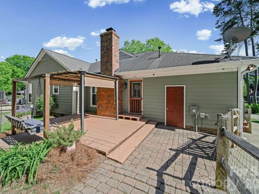 9811 Dusty Cedar Court, Charlotte, NC 28269.  MLS# CAR4368771, YatesRealty ID 12321. Backyard