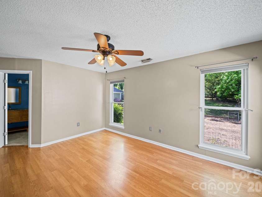 9811 Dusty Cedar Court, Charlotte, NC 28269.  MLS# CAR4368771, YatesRealty ID 12321. Master Bedroom