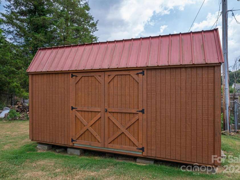 634 Carson Road, Gastonia, NC 28052.  MLS# CAR4146432, YatesRealty ID 12322. 