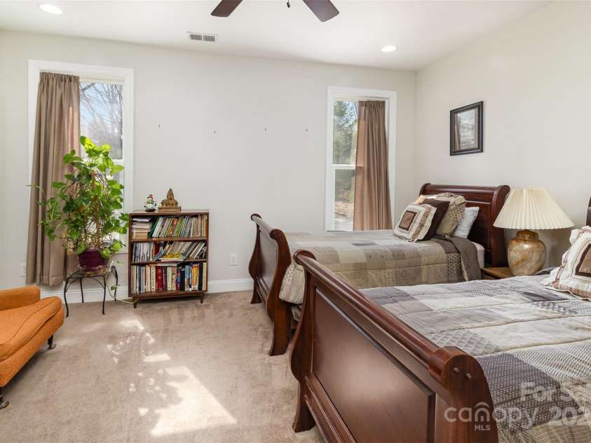 4321 Rolling Acres Road, Charlotte, NC 28213.  MLS# CAR4227691, YatesRealty ID 12323. Bedroom 2